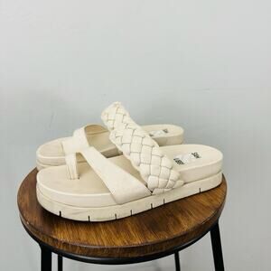 Sam And Libby Adelia Footbed Cream Slide On Sandals Women’s Size 9